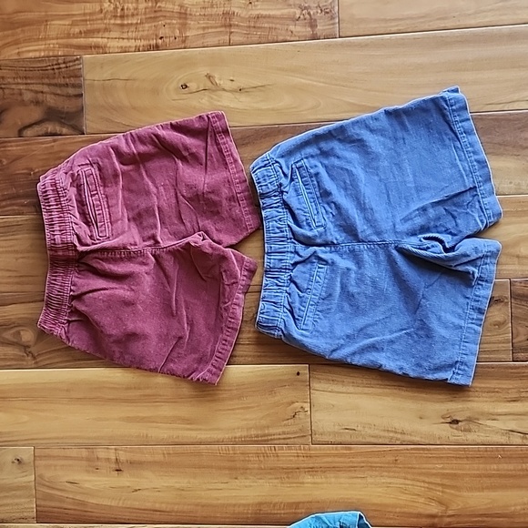 Lot of 2 Pairs Old Navy Corduroy shorts red and blue - Picture 2 of 3